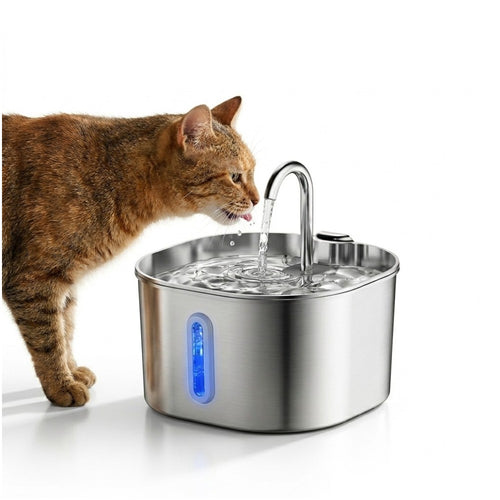 TrailFlow™ Pet Water Fountain (2.2L)